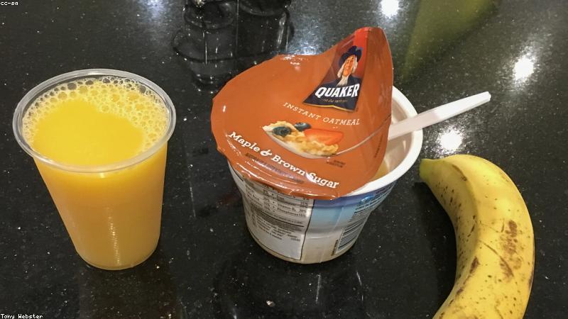 Frühstück – Deutsche Bahn BordRestaurant